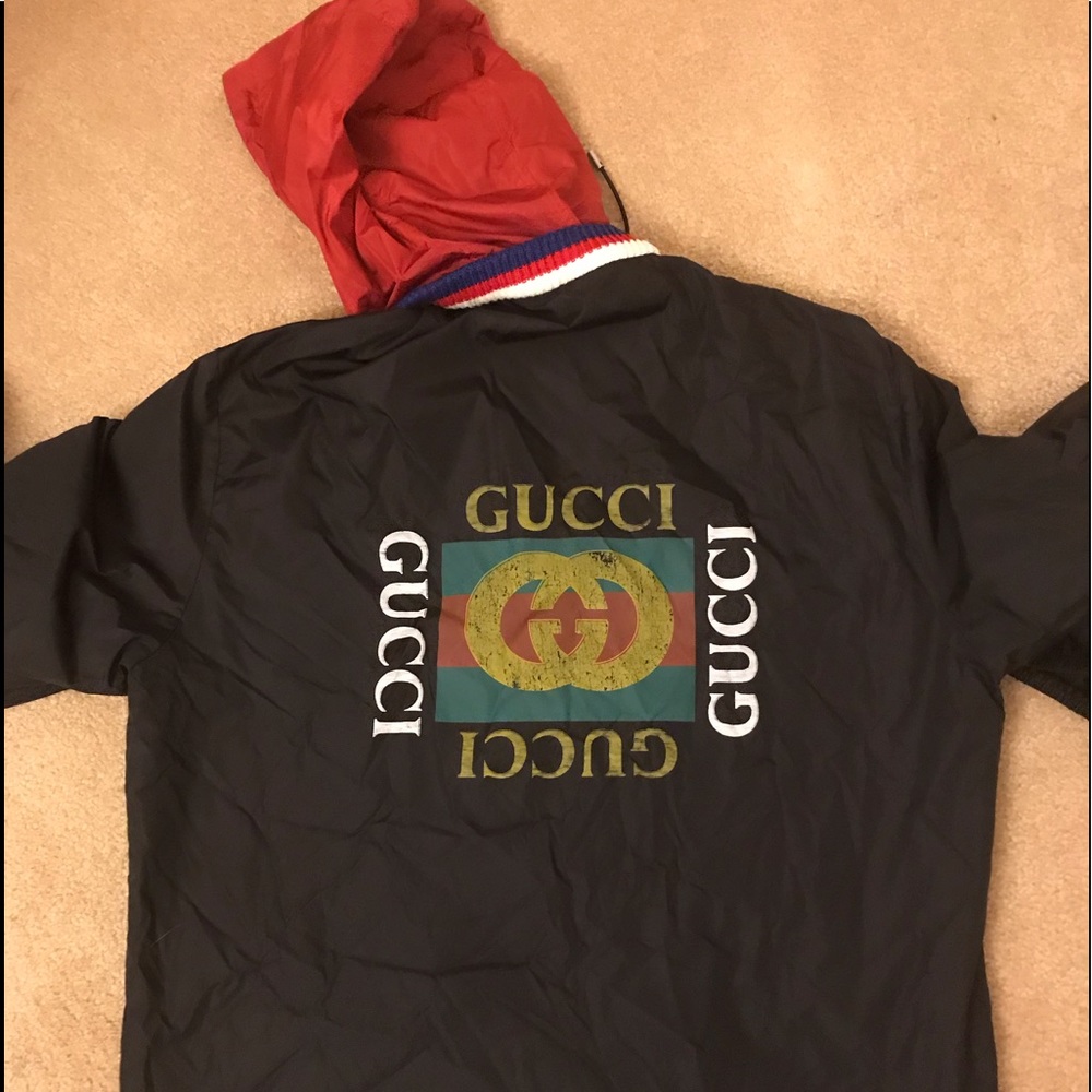 Gucci windbreaker size xl